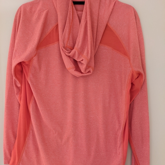 Under Armour Pullover Heat Gear Thread Borne Women's Size Large Running - Picture 7 of 7